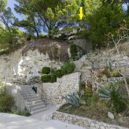 Apartmani Mares - 20 M From The Beach Brela Extérieur photo