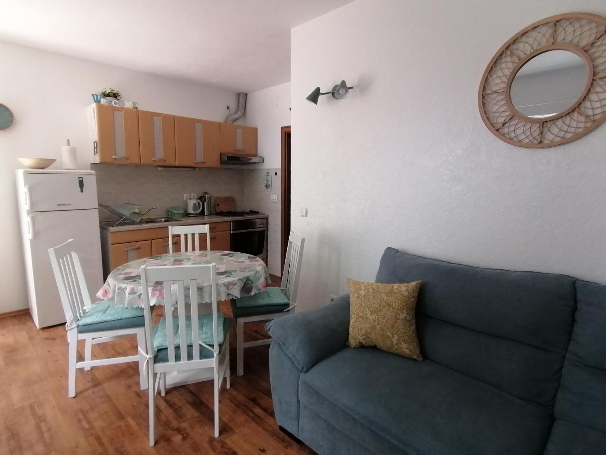 Apartmani Mares - 20 M From The Beach Brela Chambre photo